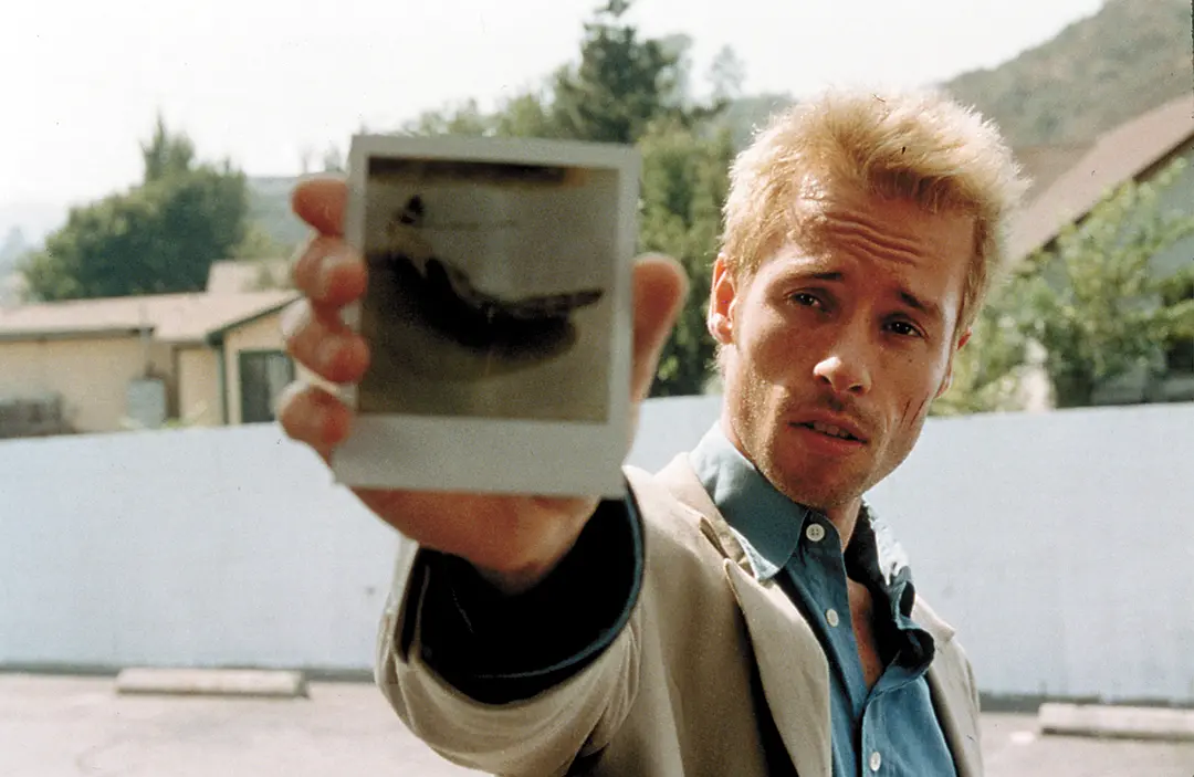 13. Memento 2000